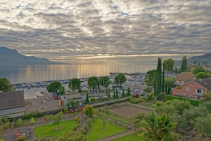 Vue sur le lac