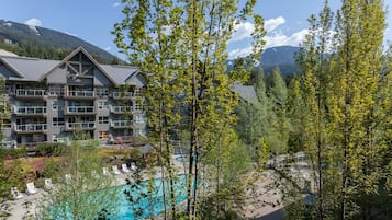 Condo, 1 Bedroom (# 404) | View from property