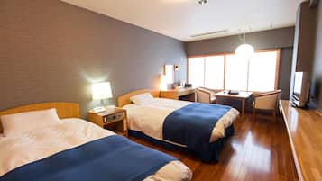 Standard Twin Room, Smoking | In-room safe, iron/ironing board, free WiFi, bed sheets