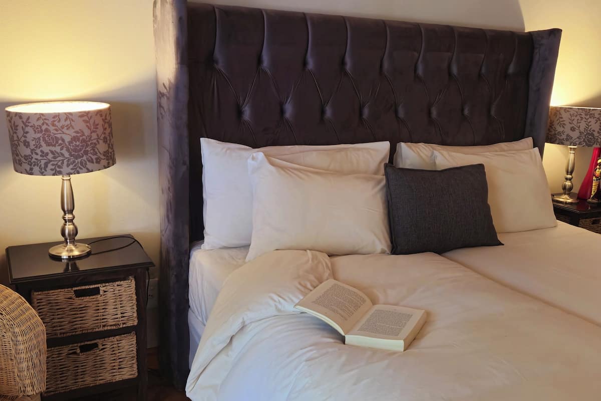 Egyptian cotton sheets, premium bedding, pillow-top beds, in-room safe