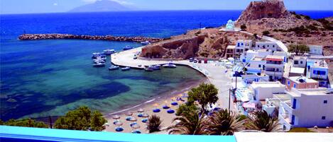 Beach nearby, sun loungers, beach umbrellas, beach towels