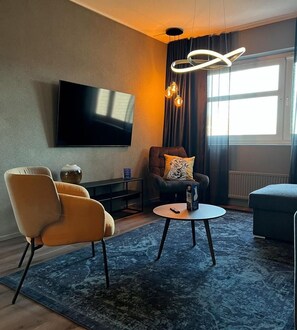 Phòng Suite, phòng tắm hơi | 1 phòng ngủ, minibar, két bảo mật tại phòng, bàn ủi/dụng cụ ủi quần áo