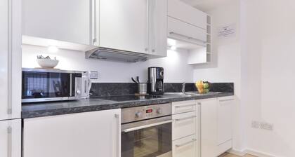 Storm Níké Apartments