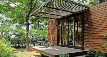 The Henry Hotel Manila