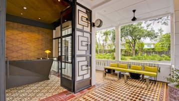 Zona de estar del vestíbulo