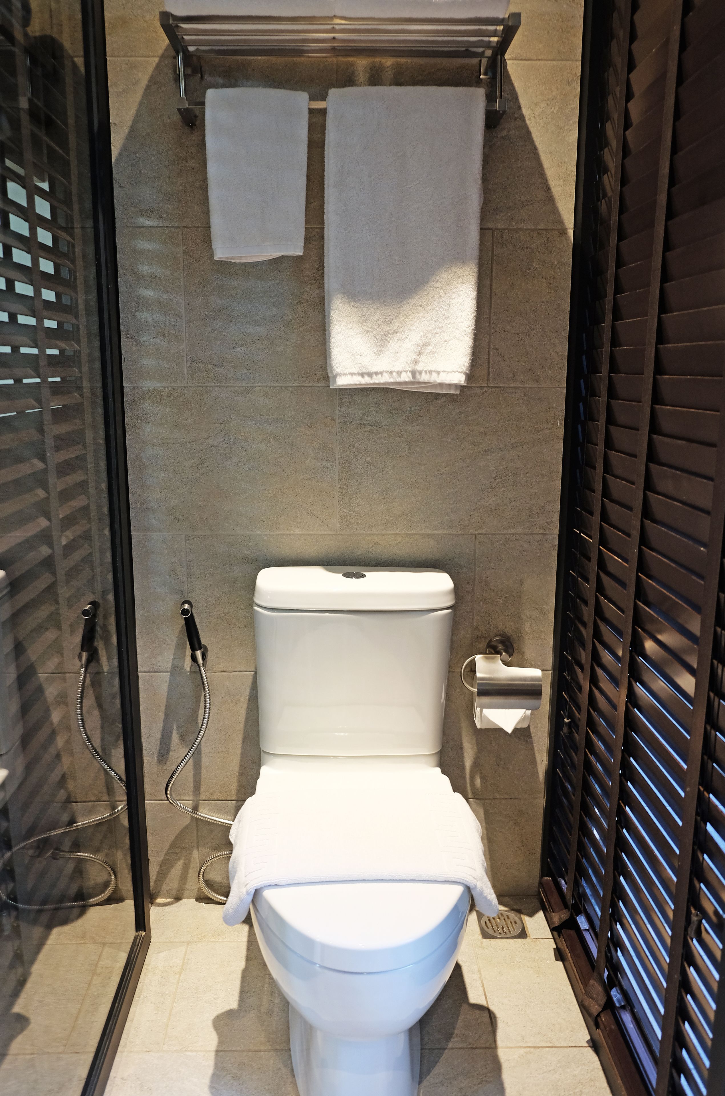 garden suite	 | bathroom | free toiletries, hair dryer, slippers, bidet