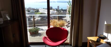 Double Room, 1 Double Bed, Private Bathroom, Ocean View | Iron/ironing board, free WiFi, bed sheets
