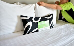 Room, 2 Queen Beds, Non Smoking