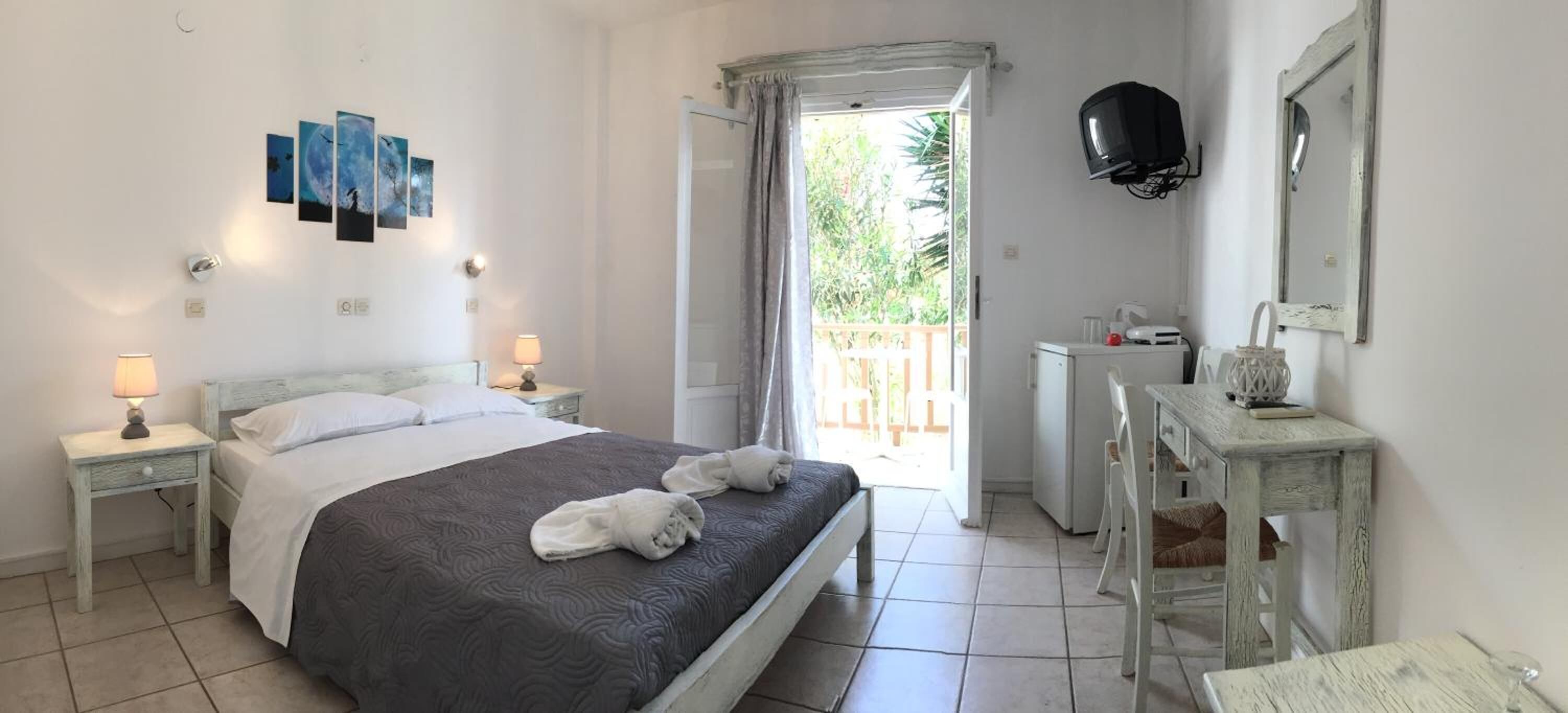 in-room safe, free cots/infant beds, rollaway beds, free wifi