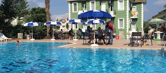 The Green Valley Hotel