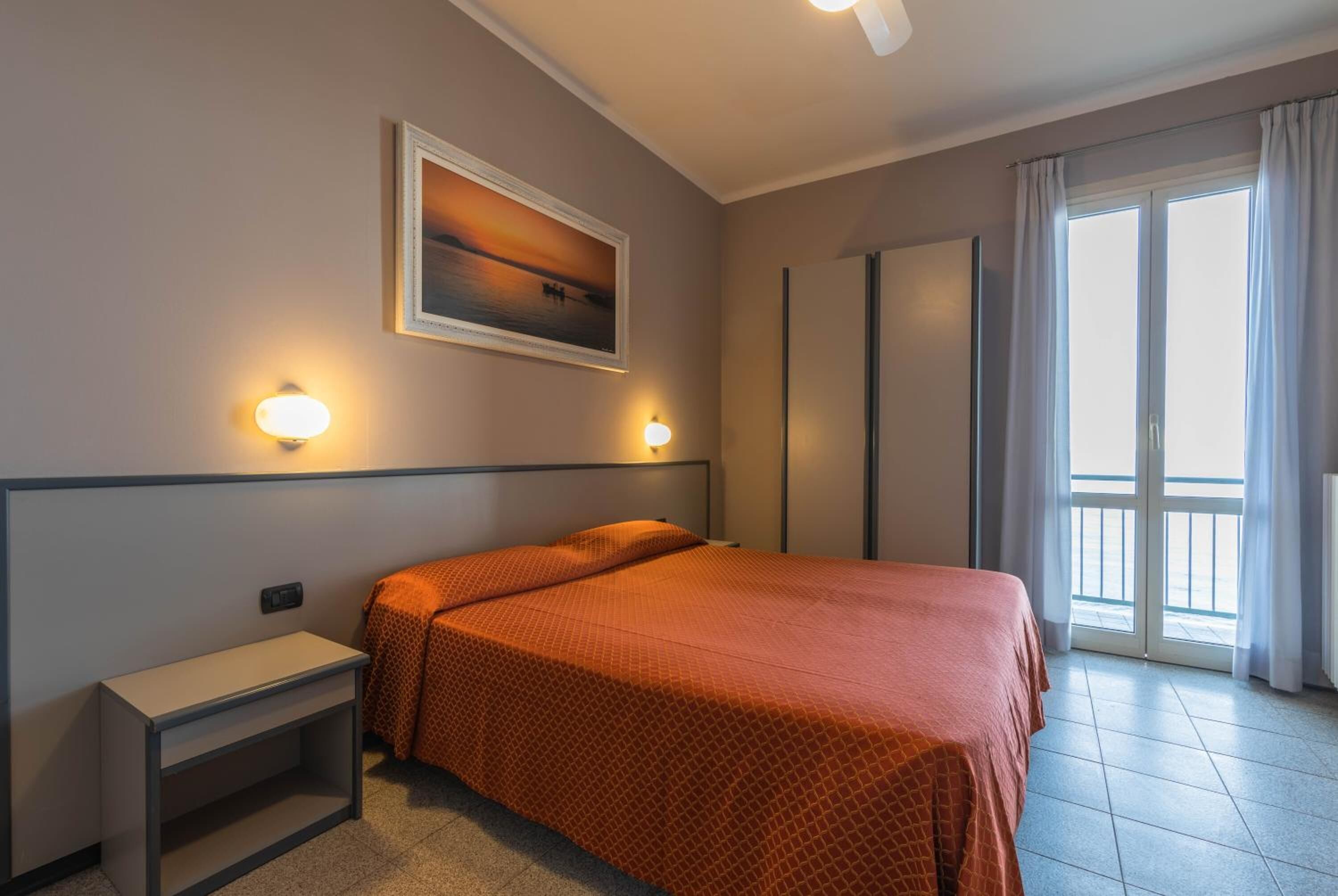 1 bedroom, minibar, in-room safe, desk