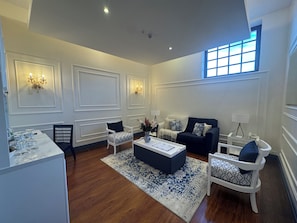 Luxury Double or Twin Room, 1 Bedroom, Non Smoking, No Windows | 1 bedroom, premium bedding, down duvets, in-room safe