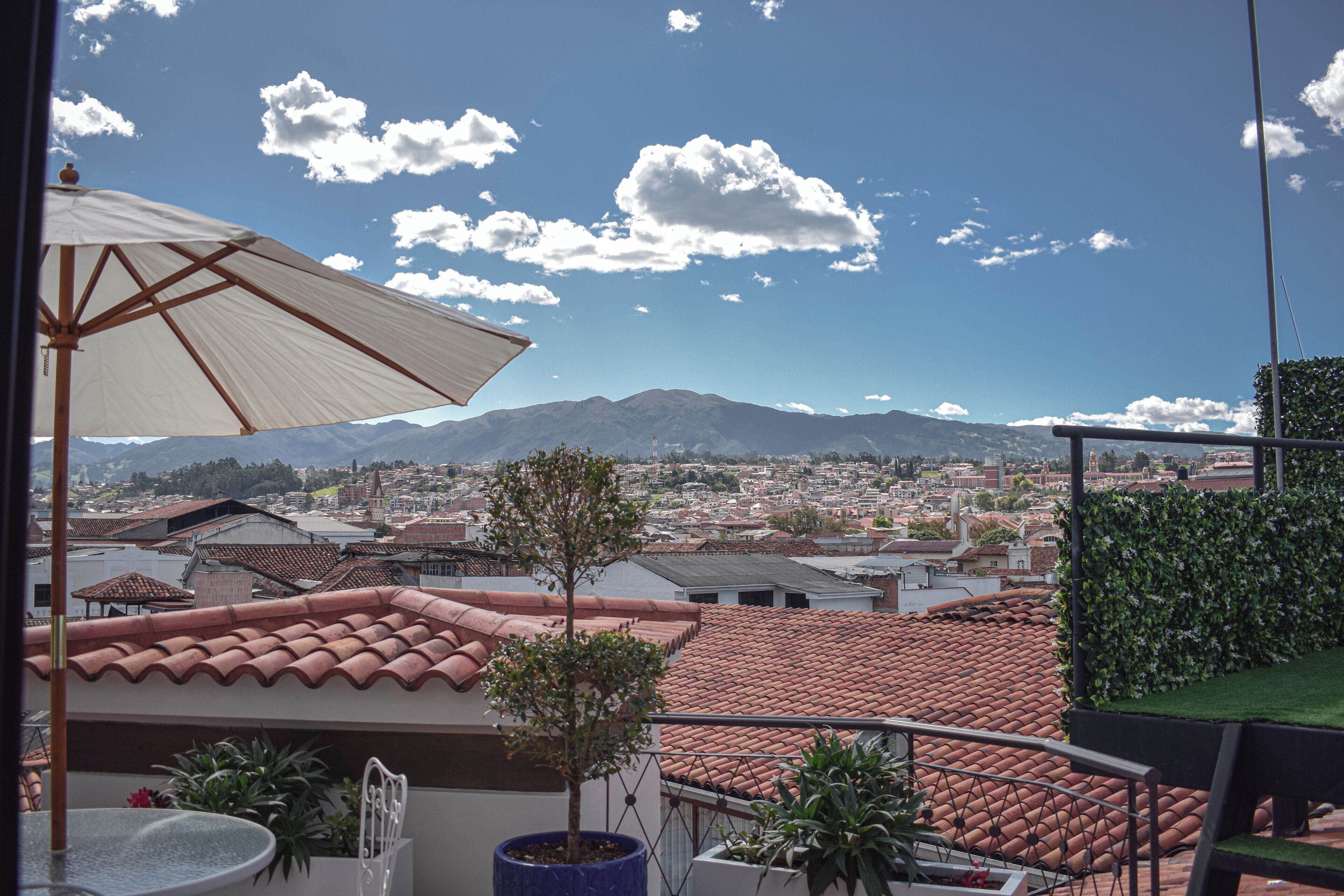 Photo - Parc Royal Suites Hotel