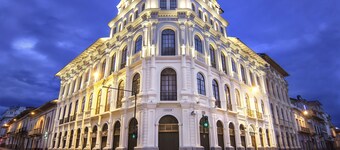 Parc Royale Suites Hotel
