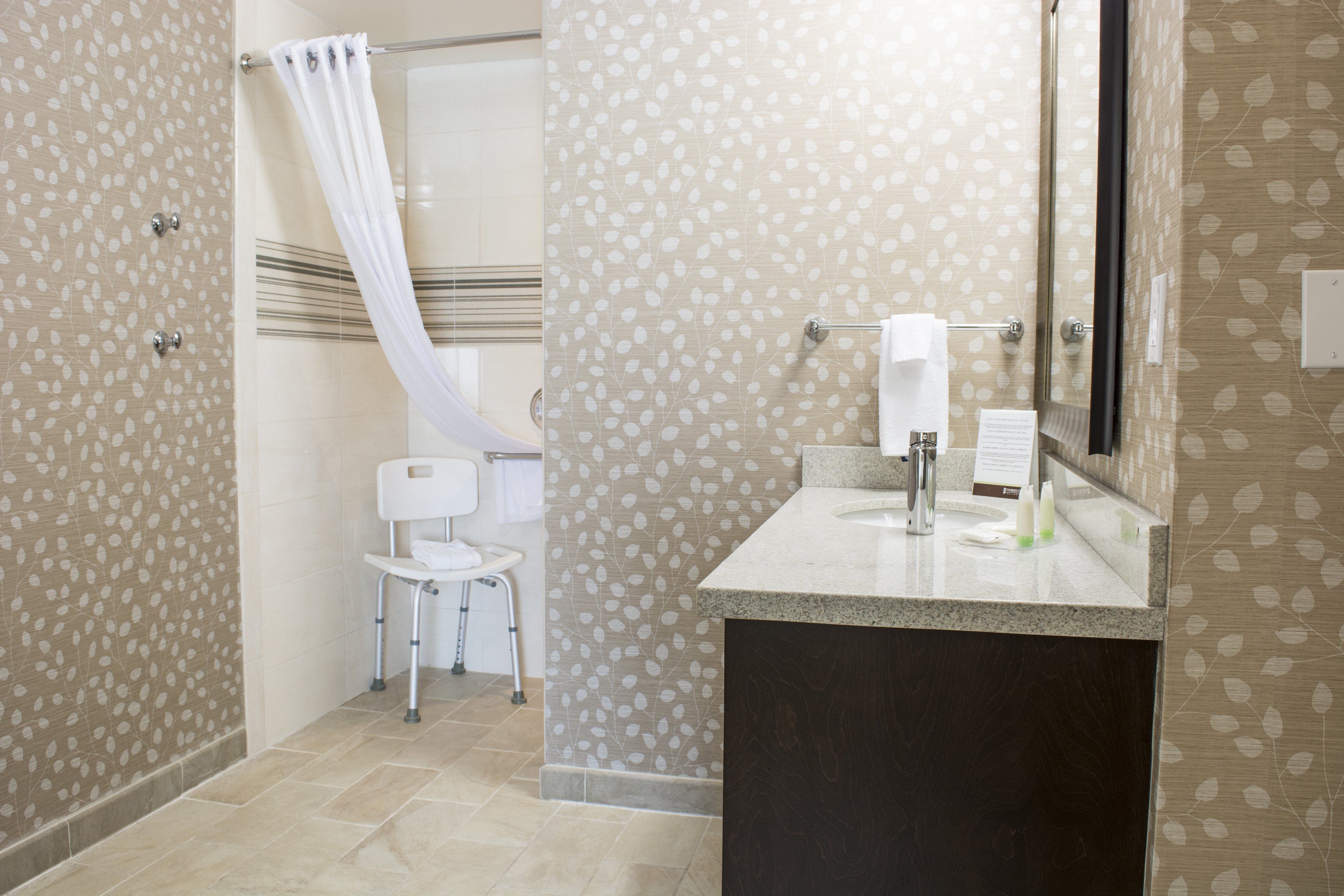 studio suite, 1 king bed, accessible, kitchen | bathroom | shower, hair dryer, towels