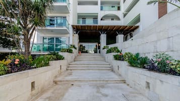 Fachada da propriedade