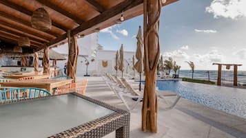 Beach bar
