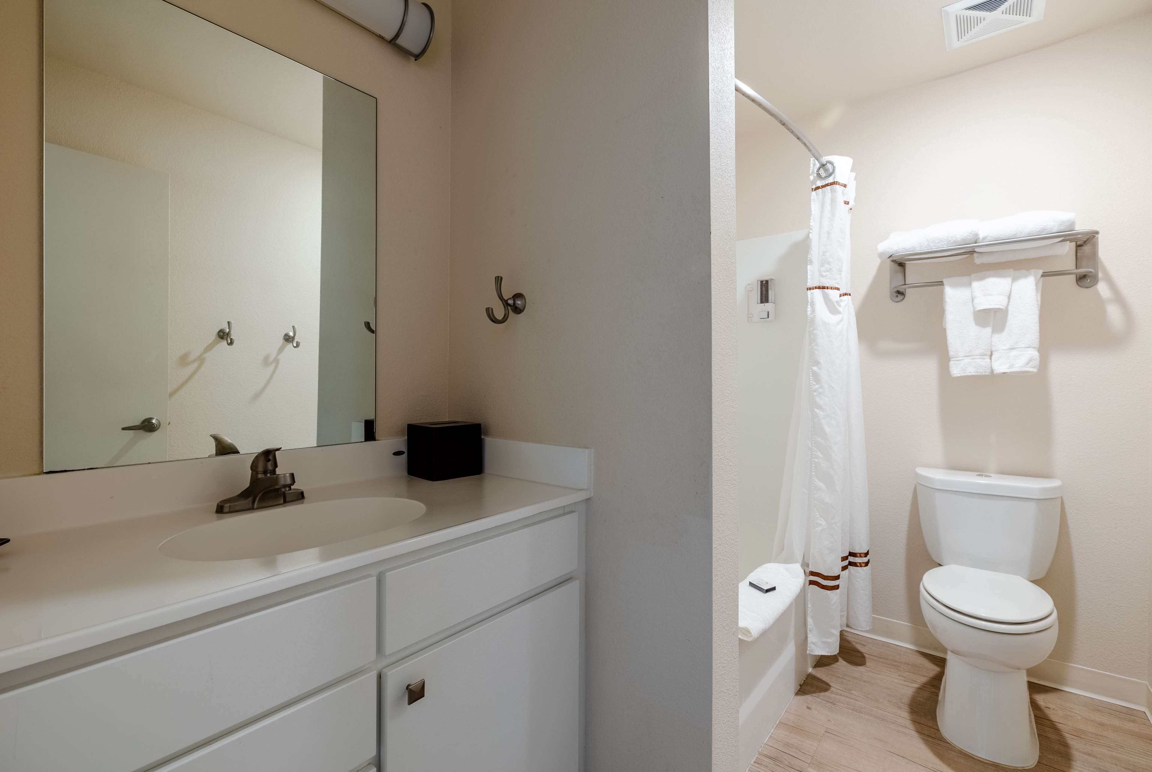 Suite, 3 Bedrooms | Bathroom