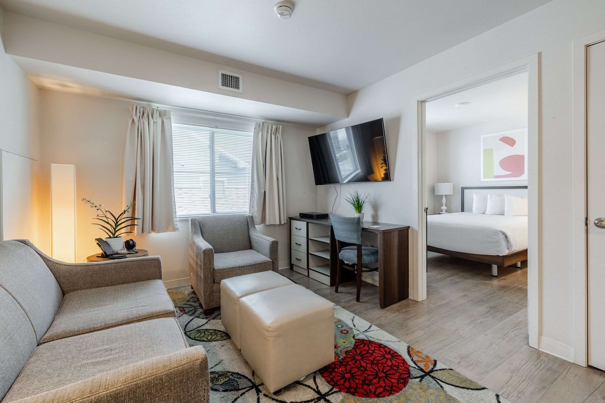 Suite, 1 Bedroom | 1 bedroom, premium bedding, in-room safe, desk