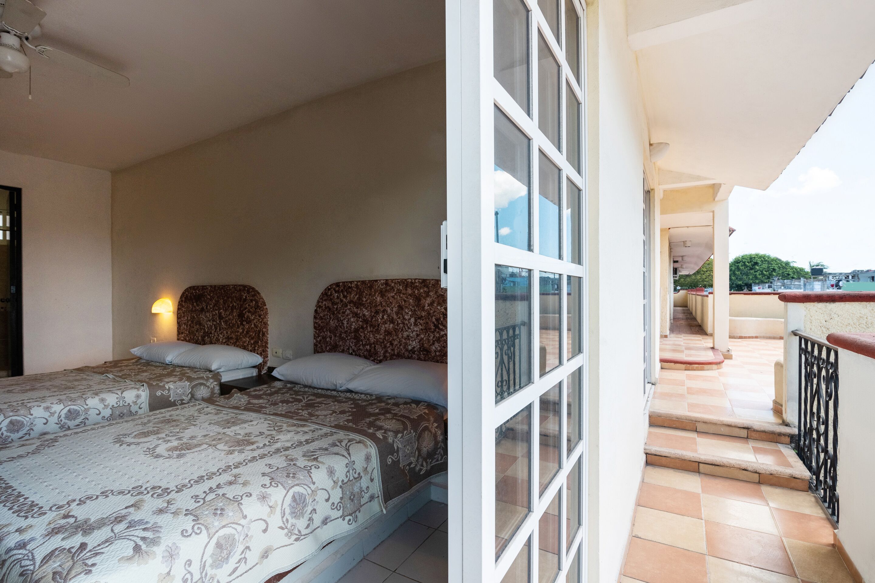 ห้องซูพีเรียสำหรับสี่ท่าน | เครื่องนอนระดับพรีเมียม, Wi-Fi ฟรี, ผ้าปูที่นอน