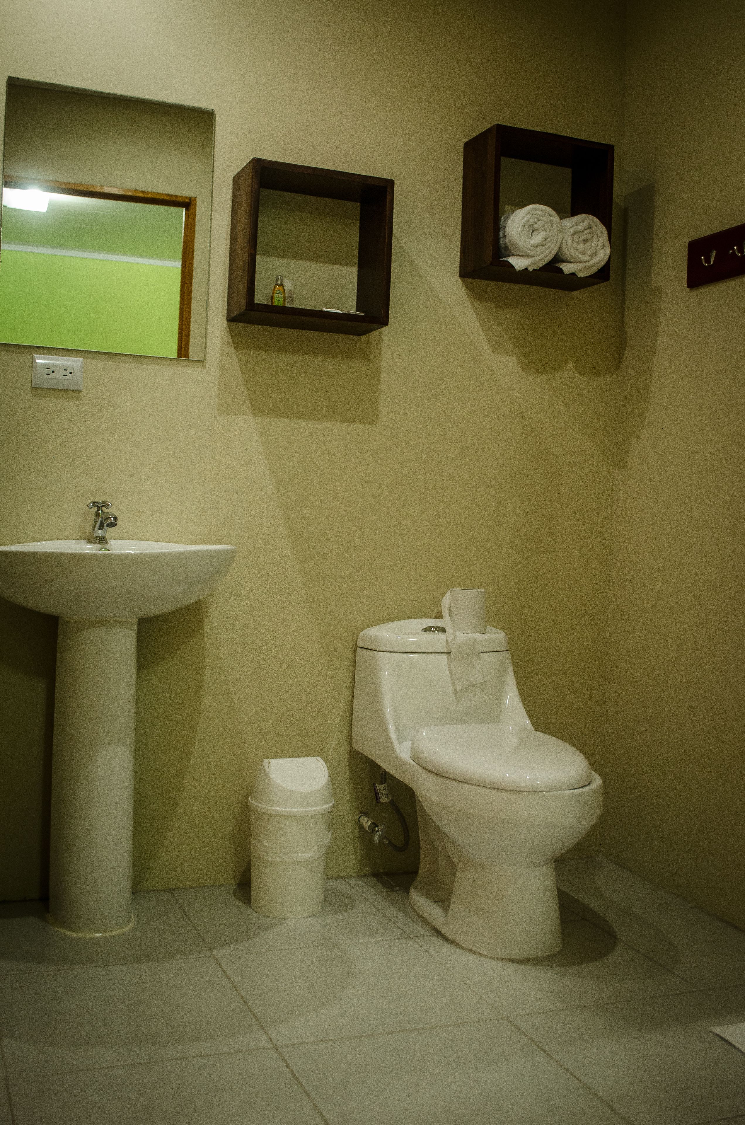 basic room, 1 bedroom | bathroom | shower, towels