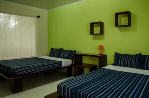 Basic Room, 1 Bedroom | Living area - Hotel Colores del Arenal (La Fortuna)