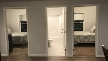 Suite, 2 Bedrooms | Desk, free WiFi, bed sheets