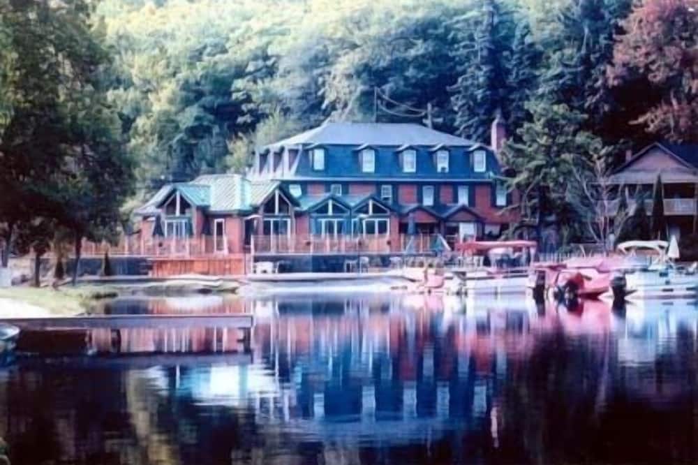 Lake Harmony Inn