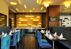 Culinária internacional, restaurante ao ar livre