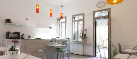 Télévision à écran plat