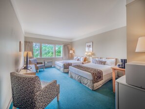 غرفة عادية - سريران كبيران (Not Pet Friendly Room) | مكتب وواي فاي مجانًا وملاءات أسرّة