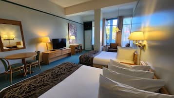 Classic Single Room, 2 Queen Beds, Kitchenette (Pet Friendly Room)