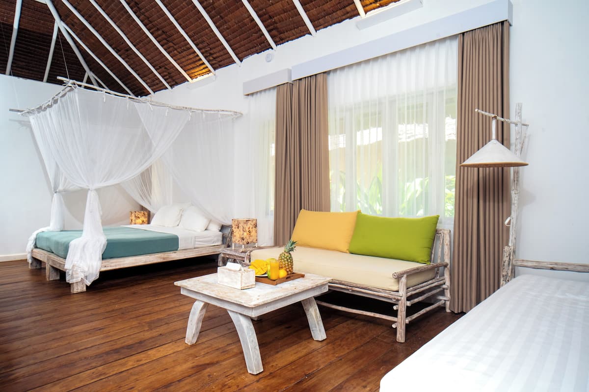 1 bedroom, minibar, in-room safe, cots/infant beds