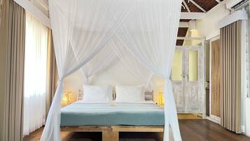 1 bedroom, minibar, in-room safe, cribs/infant beds