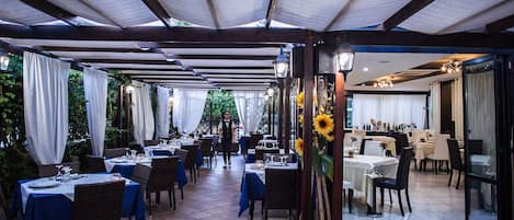 Restauration extérieure