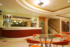 Bar (on property) - Hotel La Princesa (Lima)