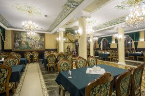 تناول الطعام
