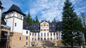 Exterior - SPA Hotel Zámek Lužec (Nejdek)