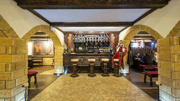 Pub, con vista al jardín, abre todos los días