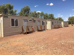 Exterior - William Creek Camp Ground & Units (William Creek)