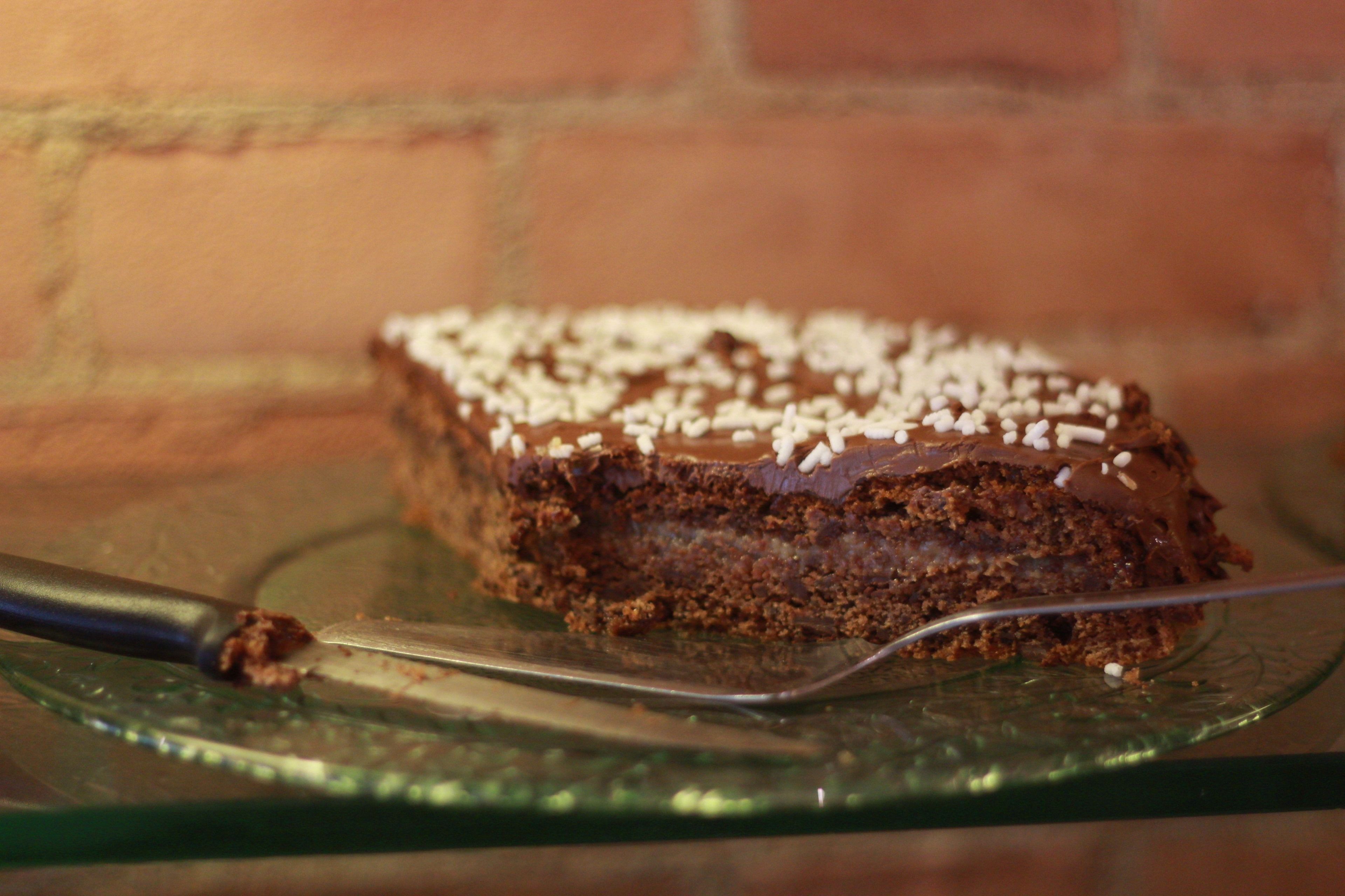 daily cooked-to-order breakfast for a fee