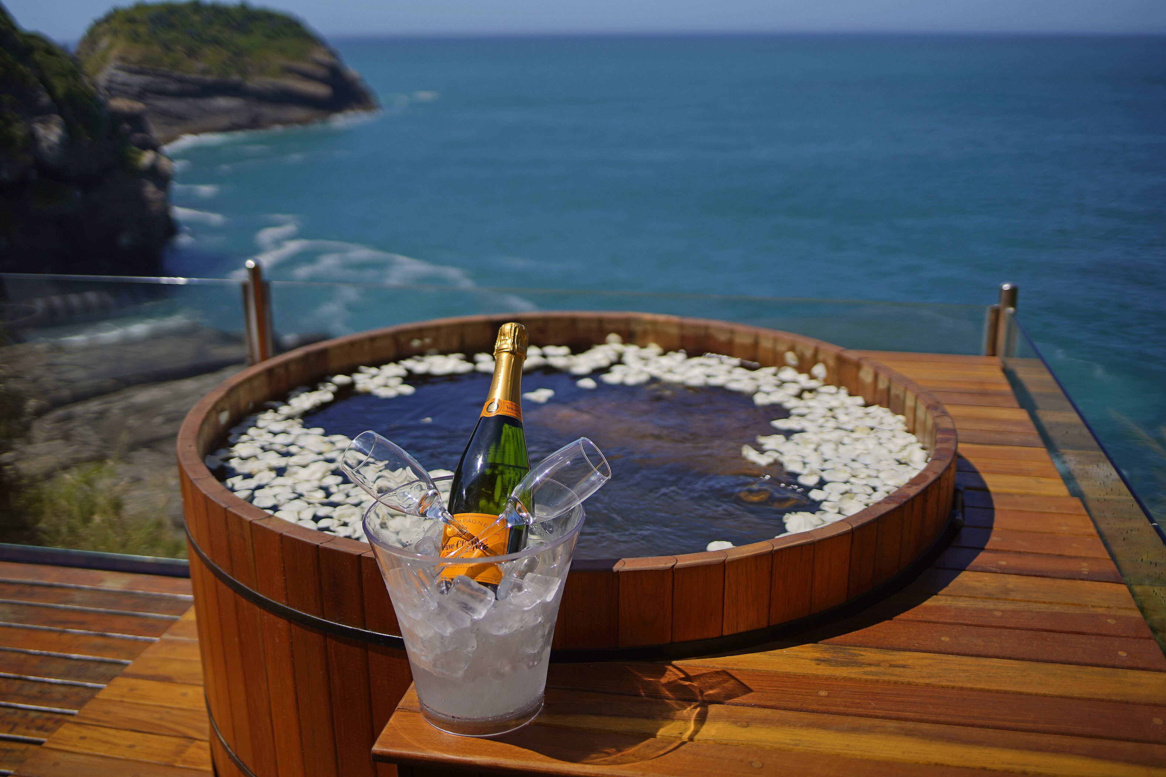 Photo - Cliffside Luxury Inn