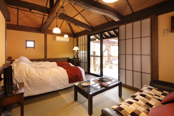 Chambre Tradition avec lits jumeaux, bain à remous, dans les dépendances (Adult only)