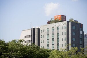 Fachada del alojamiento