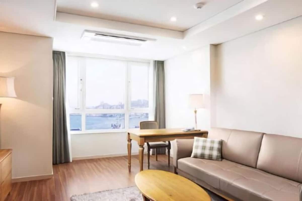 Living area | LCD TV