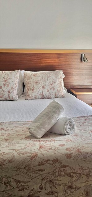 Superior-Doppel- oder -Zweibettzimmer