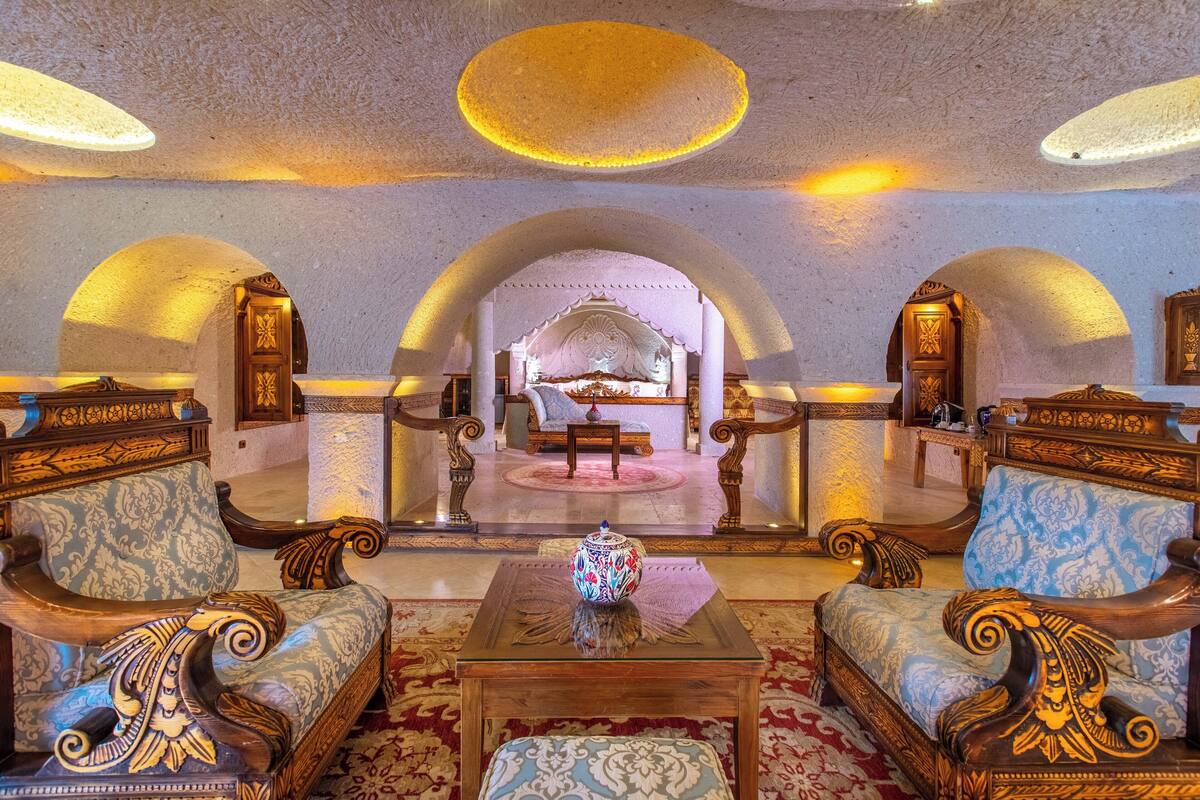 BYZANTINE KING SUITE with TURKISH HAMAM | Sengetøy i egyptisk bomull, allergitestet sengetøy og dundyner