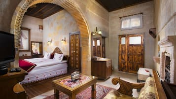 Egyptian cotton sheets, hypo-allergenic bedding, down duvets