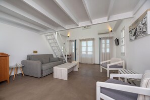 Friends and Family  Maisonette sea view