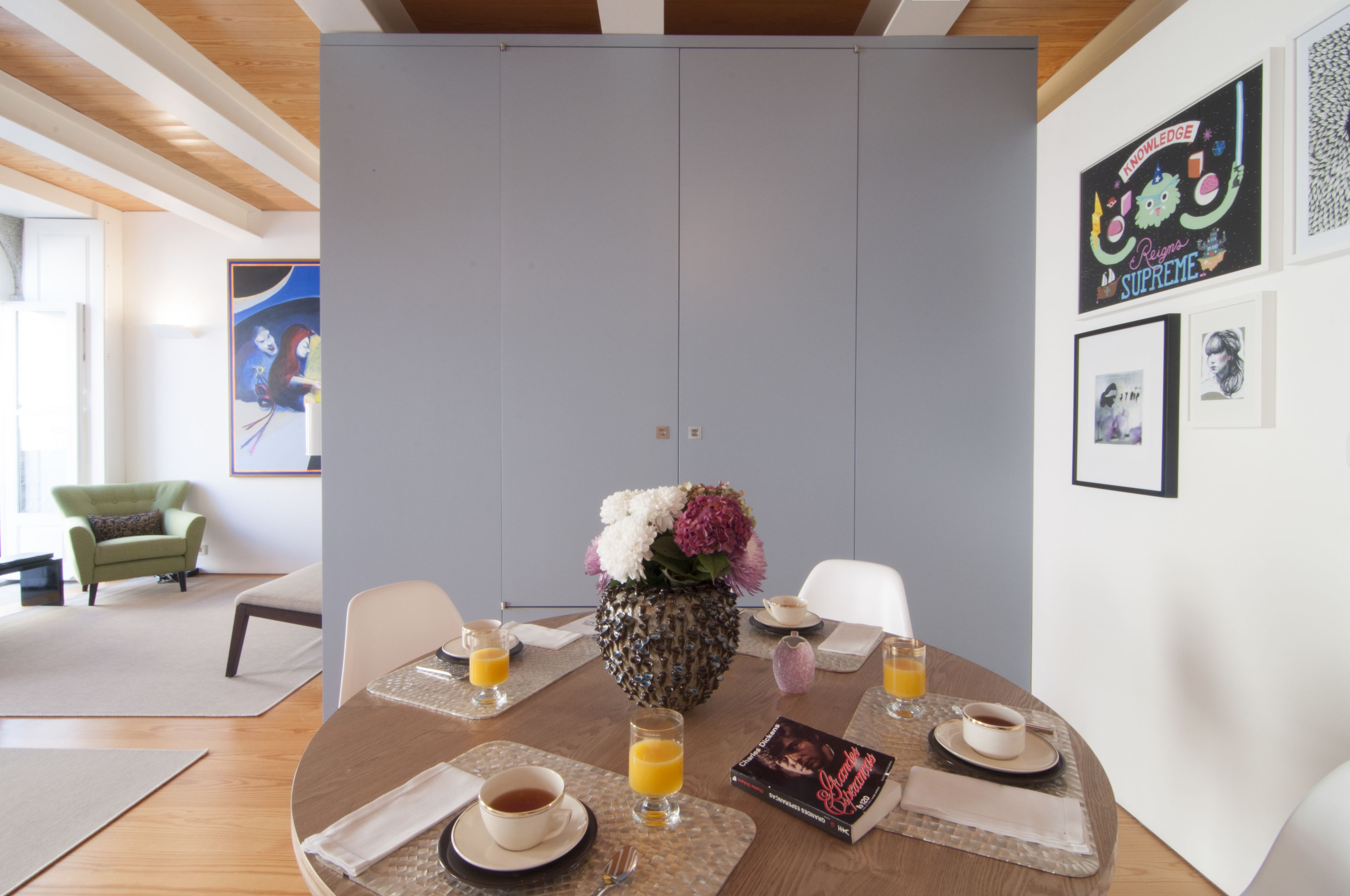 Apartment, 1 Bedroom, Kitchenette, City View | In-room dining